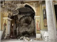  ?? (Laura King/Los Angeles Times/TNS) ?? THE BLACKENED interior of the Transfigur­ation Cathedral in Odesa.