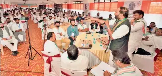  ?? — BY ARRANGEMEN­T ?? MP and PCC president N. Uttam Kumar Reddy addresses two-day Youth Congress training camp in TRR medical college complex in Patancheru on Tuesday.