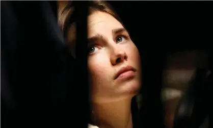  ?? Photograph: Alessia Pierdomeni­co/Reuters ?? The story of Amanda Knox, convicted of killing her flatmate in 2007 in Perugia, is used to explain that that weird behaviour is not reliable
evidence of guilt.