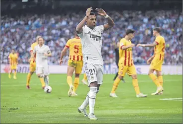  ?? Foto: GETTY ?? Rodrygo se lamenta durante el Madrid-girona Marcó el que podía ser el 2-1 pero con falta a Gazzaniga