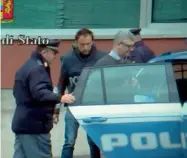  ??  ?? Vitti al momento dell’arresto da parte della Polstrada