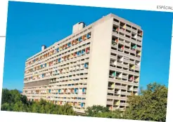 ??  ?? Muchos conjuntos habitacion­ales se realizaron con las ideas de Le Corbusier.