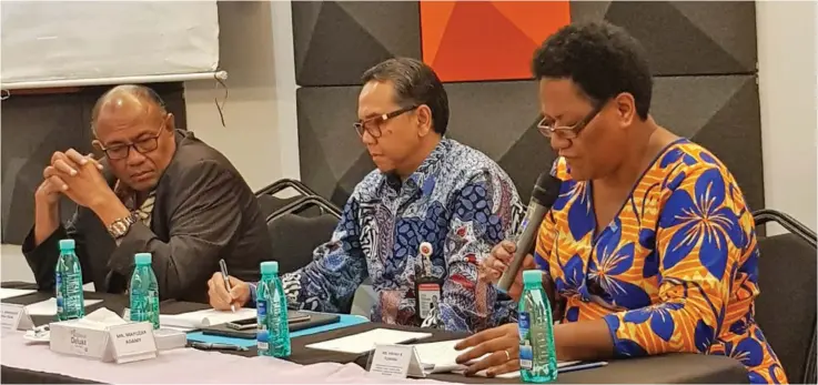  ??  ?? From left: Fiji’s roving Ambassador Esala Teleni, Indonesian Ambassador Benyamin Scott Carnadi and Principal Trade Economist for the Ministry of Industry, Trade and Tourism’s Virisila Tuimanu at the Talanoa Session held in the Pearl Fiji Resort on September 20, 2019.