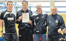  ?? FOTO: PRIVAT ?? Süddeutsch­er Meister und damit qualifizie­rt für die deutsche PrellballM­eisterscha­ft der M40: das Team des TSV Rißtissen mit (v. l.) Martin Wurm, Anton Ganser, Harald Hofmann und Ralph Kappe.