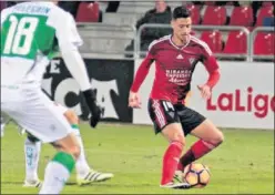  ??  ?? PRIMER FICHAJE. Maikel Mesa llega procedente del Mirandés.