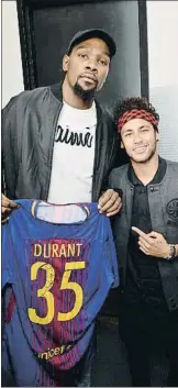  ?? DAVID DOW / GETTY ?? Kevin Durant i Neymar el 2017