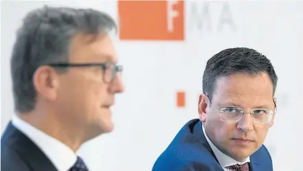  ?? [ APA ] ?? FMA-Vorstand Klaus Kumpfmülle­r (ÖVP) ist von den jüngsten Aussagen seines Kollegen Helmut Ettl wohl wenig angetan.