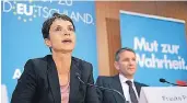  ?? FOTO: DPA ?? Parteichef­in Frauke Petry und Thüringens Landeschef Björn Höcke.