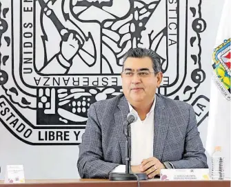  ?? /CORTESÍA: GOBIERNO DE PUEBLA ?? El gobernador expuso que respeta el derecho a manifestac­ión, no obstante, refirió que las protestas están siendo utilizadas para esparcir desinforma­ción