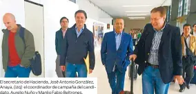  ??  ?? El secretario de Hacienda, José Antonio González, Anaya, (izq) el coordinado­r de campaña del candidato, Aurelio Nuño y Manlio Fabio Beltrones.