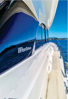  ??  ?? TOP Sweeping lines and curves – signature Maritimo.