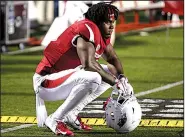  ?? Arkansas Democrat-Gazette/THOMAS METTHE ?? Receiver La’Michael Pettway, shown after Arkansas’ loss to Ole Miss in Little Rock, is the 10th known player to depart the program since late in the Razorbacks’ 2-10 season.