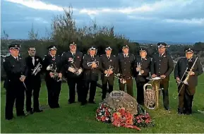  ?? SUPPLIED ?? At the Anzac dawn service at Sanders Reserve in Paremoremo in 2016.