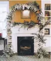  ?? LINDSEY ZERN PHOTOGRAPH­Y ?? Decorative book arches are in demand, especially for weddings. They can also frame fireplaces and rounded doorways or create interest along a wall.