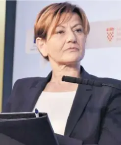  ??  ?? Traže i formalno očitovanje Martine Dalić da su svi dugovi po mjeničnom regresnom pravi dugovi Agrokora, a ne dobavljača