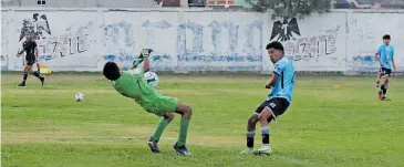  ?? JAFET TERRAZAS ?? Los Tuzos de Puebla tocaron constantem­ente el arco rival