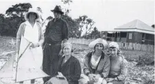  ?? ?? The Proud family circa the 1920s. They owned much of the land which today is Biggera Waters. Picture: City of Gold Coast Local Studies Library.