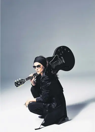  ?? Universal Music ?? „Perfektion wäre der Tod“, sagt Melody Gardot. Im Juli wird sie in der Wiener Staatsoper singen.