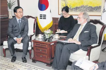  ??  ?? South Korean Unificatio­n Minister Cho Myoung-gyon meets European Union Ambassador to South Korea Michael Reiterer at the ministry in Seoul.