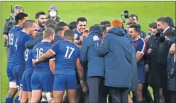  ??  ?? La selección de Francia celebra un triunfo en el campeonato.