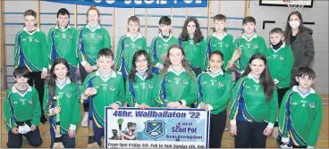  ?? (Photo: Ita West) ?? Pupils from Kilfinane National School that took part in the Wallballat­on last weekend.