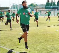  ?? Reuters ?? Mile Jedinak in training with the Australian team in Kazan. A solid defensive display against France won Australia plaudits.