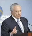  ??  ?? Reprueba. El Presidente de Brasil cuenta con el 5 por ciento de aprobación entre la población.