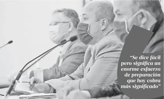  ?? FOTO: GOBIERNO DEL ESTADO ?? El gobernador Enrique Alfaro y el rector Ricardo Villanueva dieron el aviso.