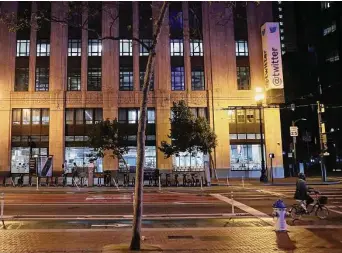  ?? Scott Strazzante/The Chronicle ?? Twitter, headquarte­red on Market Street in San Francisco, has laid off thousands of employees in recent weeks, and former CEO Jack Dorsey has apologized for growing the company too fast.