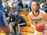  ?? ALLEN CUNNINGHAM/DAILY SOUTHTOWN ?? Marist’s Morgan Flynn looks to take a shot Friday.