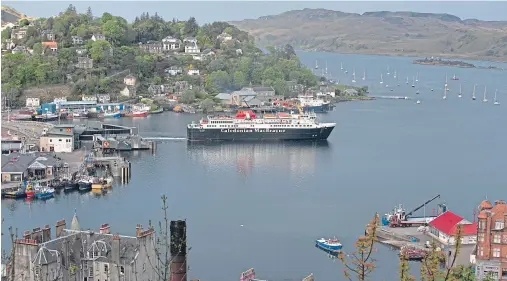  ??  ?? BUSY: Oban Bay and its users – including ferry firm CalMac – would be best served by having a single authority in charge, a survey has found