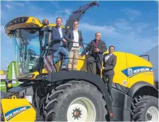  ?? FOTO: FLORIAN PEKING ?? Freuen sich auf die Oberschwab­enschau 2018: Stephan Drescher, Christoph Neyer, Eugen Maucher, Willi Schaugg (von links).