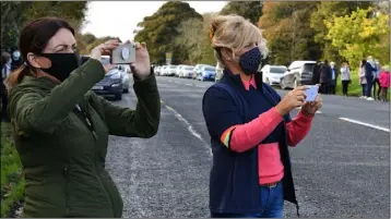  ?? Picture Ken Finegan/Newspics ?? Marking the event at the launch of the Cooley Parish Rosary Relay.