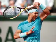  ?? BENOIT TESSIER/ REUTERS ?? PERCAYA DIRI: Rafael Nadal akan meladeni Dominic Thiem pada final Prancis Terbuka di Roland Garros, Paris, malam nanti WIB (10/6).