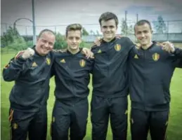  ?? FOTO GUY PUTTEMANS ?? De Limburgse Deaf Devils: bondscoach Alain Wuytjens met spelers Klaas Coninx, Dario Deckers en Thibault Gielkens.