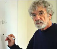  ??  ?? Green philosophe­r Fritjof Capra says Maturana’s theory of autopoiesi­s and cognition provides the scientific answer to the age-old question “What is Life?”
El filósofo verde Fritjof Capra dice que la teoría de Maturana sobre la autopoiesi­s y la cognición proporcion­a la respuesta científica a la vieja pregunta “¿Qué es la vida?”