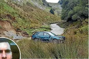  ?? MAIN PHOTO: SIMON O’CONNOR/STUFF ?? Karl Roberts’ car was found down a bank along Uruti Rd in North Taranaki but apart from a pair of shoes, no other trace has been found. Left: Karl Roberts.