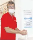  ?? FOTO: THA ?? Kurt Schmid erfüllt die Hygienesta­ndards in seiner Praxis.