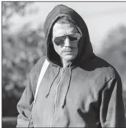  ?? Manhunt: Unabomber. ?? Looking like the widely disseminat­ed police sketch of the hooded suspect, Paul Bettany stars as Ted Kaczynski in Discovery Channel’s new series