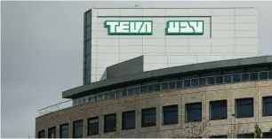  ?? (Ammar Awad/Reuters) ?? TEVA SHARES dropped 4% on Thursday after the US FDA approves a competing preventive­migraine drug by rival company Eli Lilly.