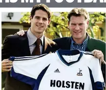  ??  ?? Hotspurs: Hoddle signs Jamie for Tottenham in 2002