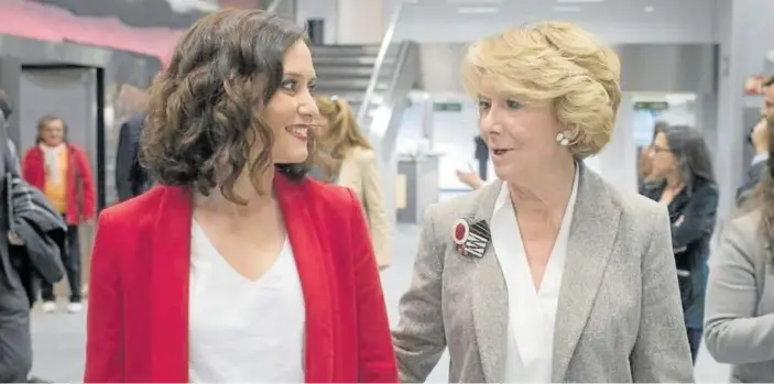  ?? Foto: cedida ?? Isabel Díaz Ayuso y Esperanza Aguirre, presente y pasado del Partido Popular madrileño.