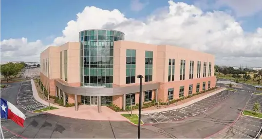  ?? Courtesy Port San Antonio ?? The Project Tech Building at Port San Antonio was quickly filled by cybersecur­ity companies, including defense contractor­s.