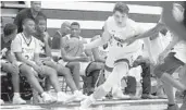  ?? MAX FAY/ORLANDO SENTINEL ?? Bishop Moore forward Hunter Cattoor, shown driving to the basket last season, helped the Hornets improve to 5-0 with a win over Orlando Christian Prep on Saturday at the Hoops for Heart boys basketball showcase.