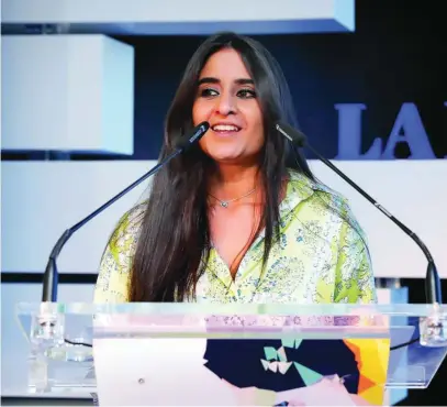  ?? GONZALO PÉREZ ?? Karishma Jeswani, en su discurso tras recoger el premio