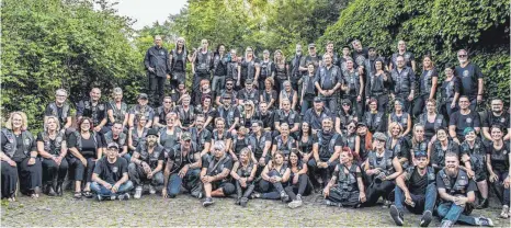  ?? FOTO: ULRICH KLOB ?? Und es werden immer mehr: Die „Barber Angels“bei ihrem Europatref­fen in Biberach.