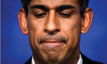  ?? ?? Rishi Sunak at a press conference on net zero targets at the Downing Street briefing room on Wednesday. Photograph: Reuters