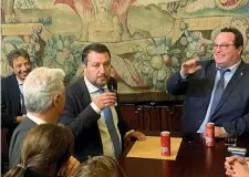  ?? ?? Buvette Il leader della Lega Matteo Salvini, 49 anni, dopo la replica di Draghi