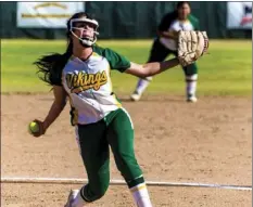  ?? VINCENT OSUNA PHOTO ?? Holtvillle High’s Zamara Gutierrez pitches during their home CIF-San Diego Section Div. V play-in game against Lincoln High of San Diego on Tuesday in Holtville.