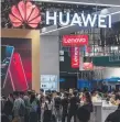  ??  ?? People are flocking to Chinese telecoms giant Huawei.